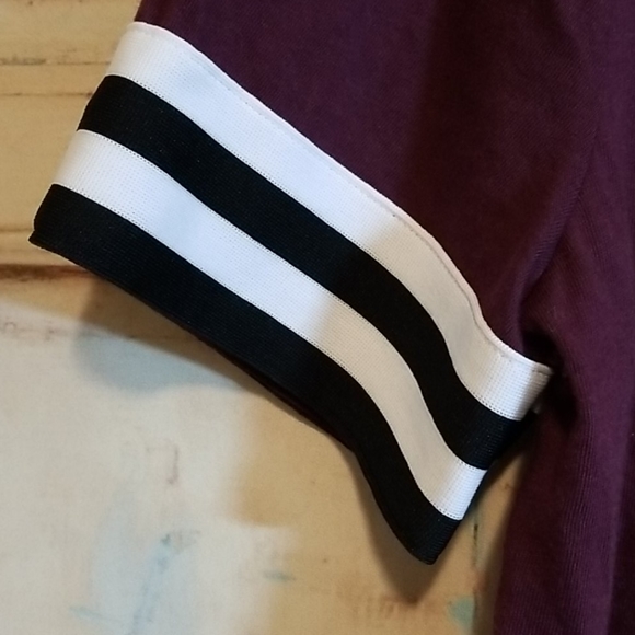 Pink Victoria's Secret Purple Tee Top - Picture 4 of 5